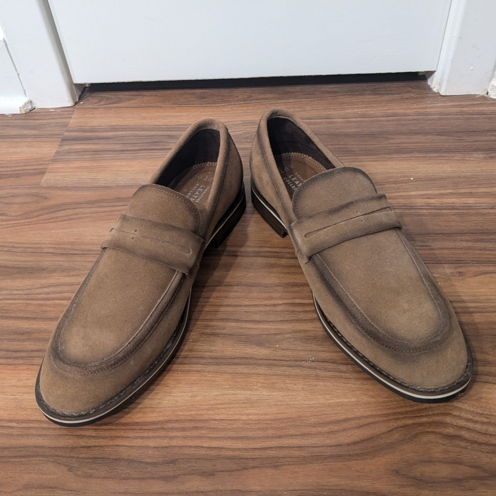 Men's Tan Loafers